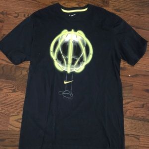Nike t shirt